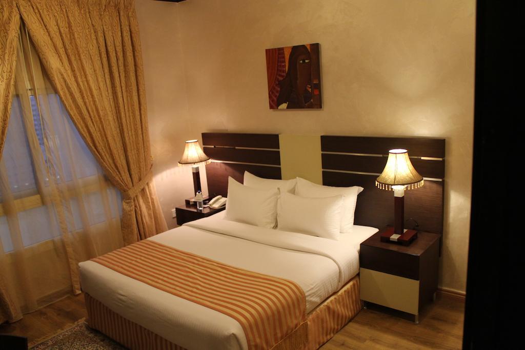 Boulevard City Suites Hotel Apartments Dubai Quarto foto